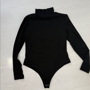 Black Long Sleeve Bodysuit perfect for maternity photos
